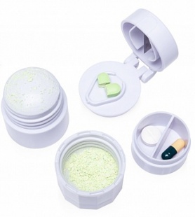 Таблетница с делителем, размельчителем и мензуркой (Пилюля) фото 3405