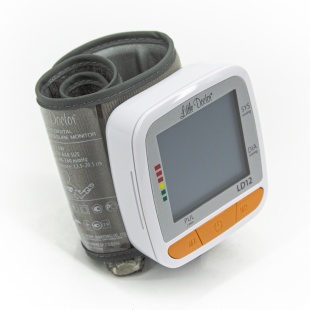 Тонометр Little Doctor LD 12  на запястье фото 4208