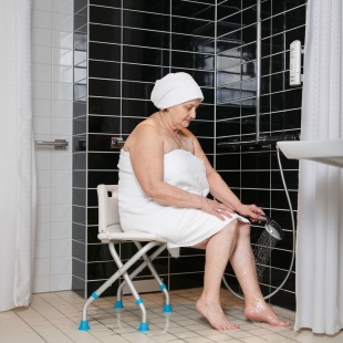 Табурет для ванны/душа LUX 600 фото 2212